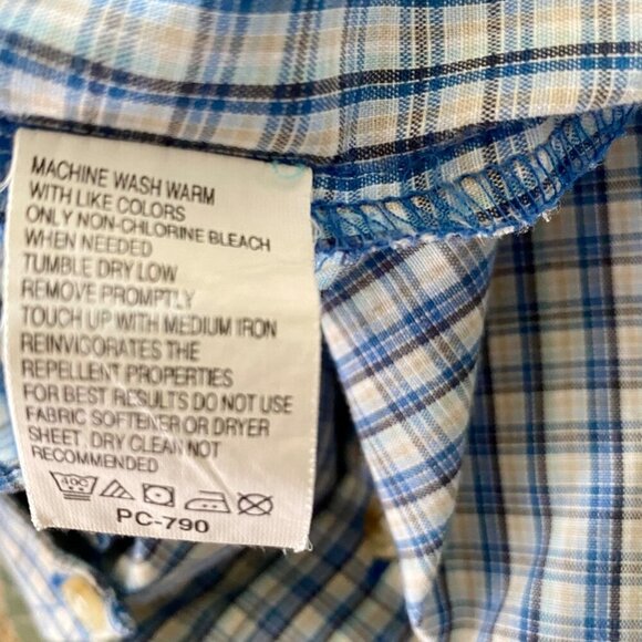 Van Heusen Men's Large Short Sleeve Button-Down Shirt - Picture 8 of 8